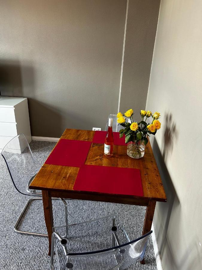 Traumhafter Altbaucharme In Zentraler Lage Apartamento Kiel Exterior foto